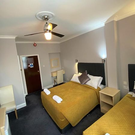 Lampton Guest House Hounslow Buitenkant foto