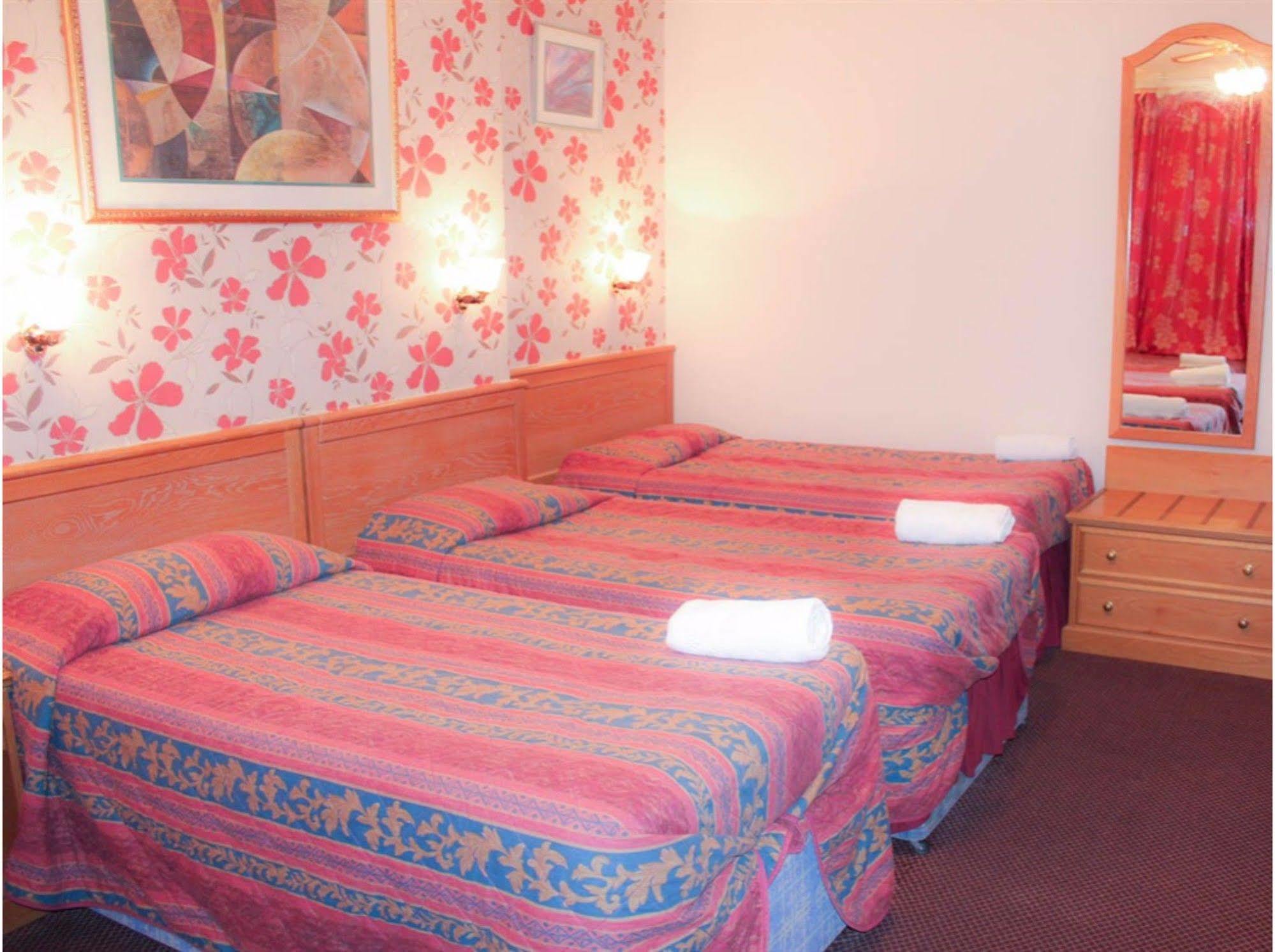 Lampton Guest House Hounslow Buitenkant foto