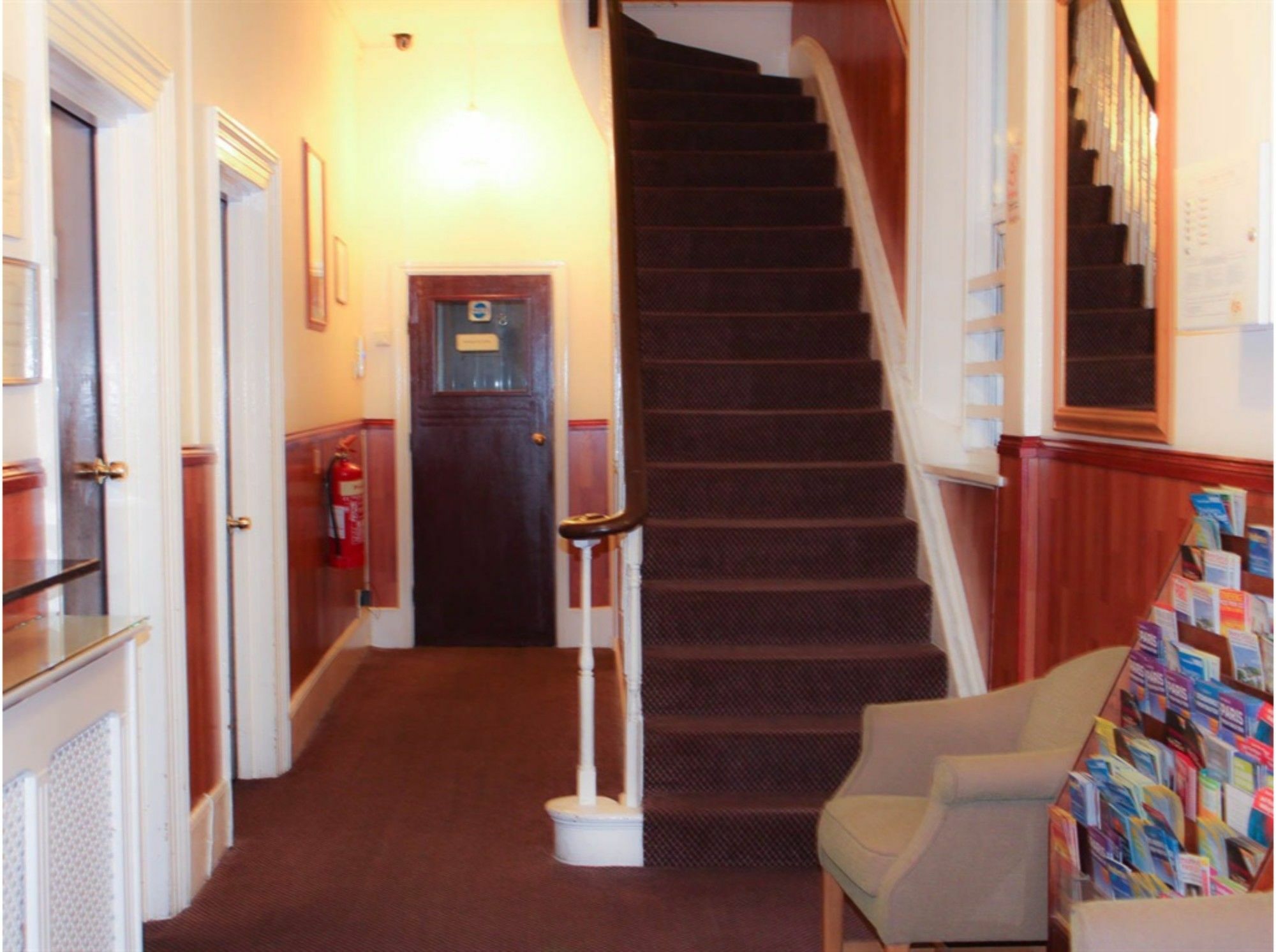 Lampton Guest House Hounslow Buitenkant foto