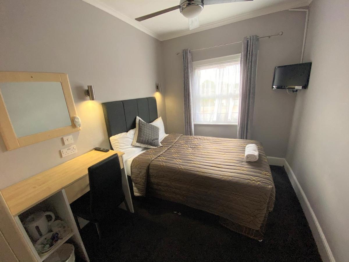 Lampton Guest House Hounslow Buitenkant foto