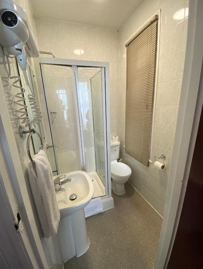 Lampton Guest House Hounslow Buitenkant foto